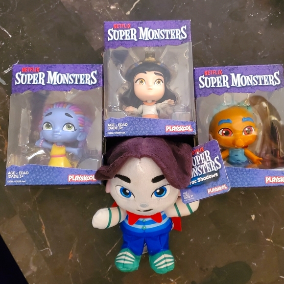 💥SOLD💥NETFLIX super monsters👻 - Picture 2 of 2